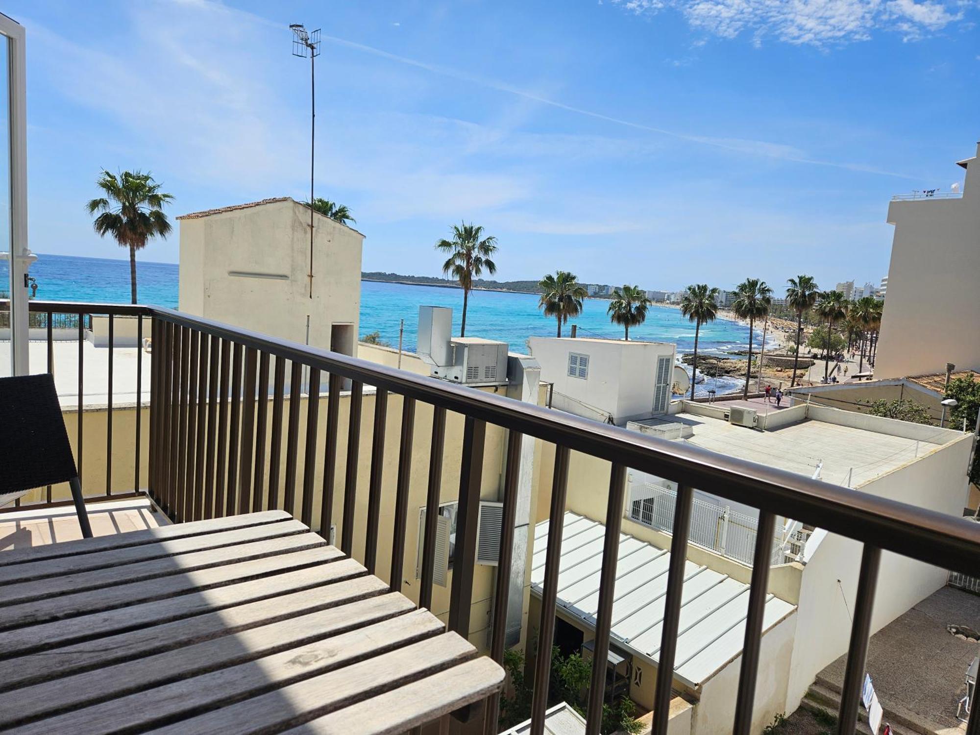 Seven Hostal Cala Millor  Eksteriør bilde