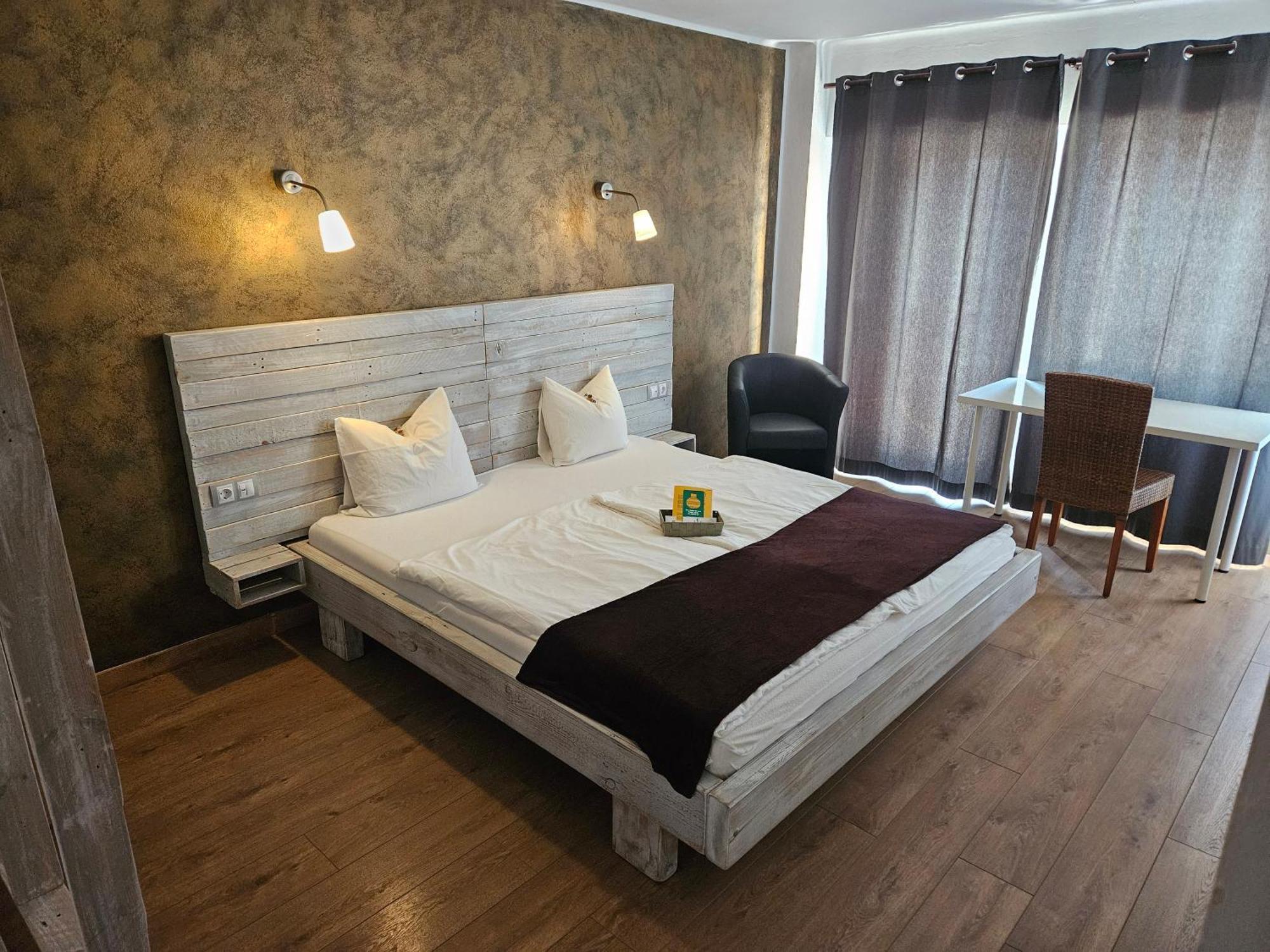 Seven Hostal Cala Millor  Eksteriør bilde