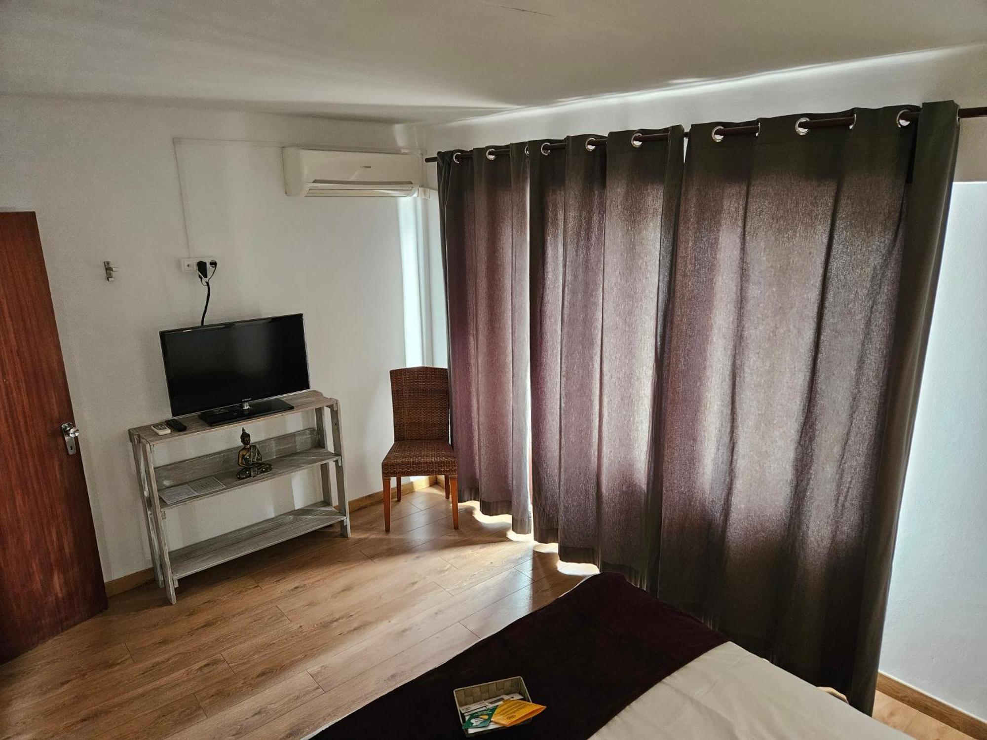 Seven Hostal Cala Millor  Eksteriør bilde